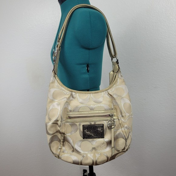 Coach Handbags - Coach Poppy Bag